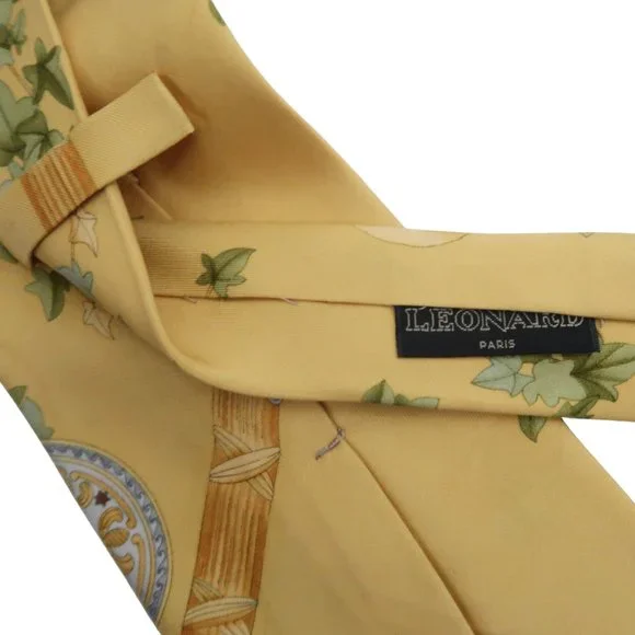 vtg LEONARD PARIS Silk Tie Heraldic print Design #71067